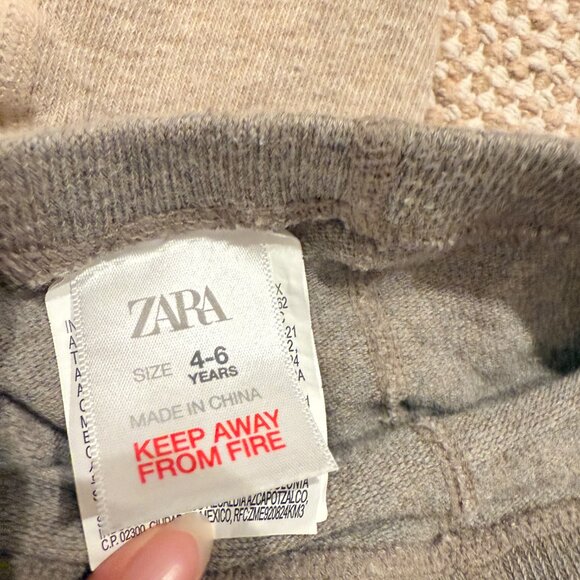 Zara knit tights size: 4-6yr - Picture 3 of 3